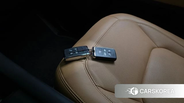 Land Rover Defender (L663) id 4696366 из Кореи 26