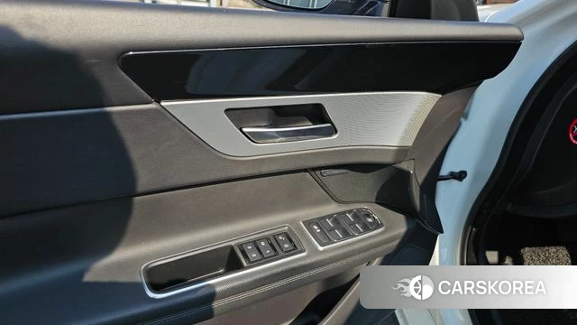 Jaguar XF (X260) id 4435722 из Кореи 26