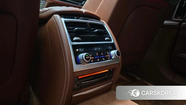 BMW 7 Series (G11) id 4930285 из Кореи 26