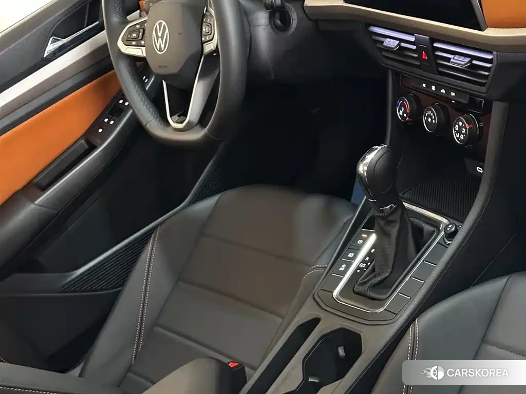 Volkswagen Bora id 4570738 из Китая 26
