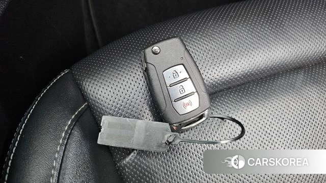Ssangyong Torres id 4696819 из Кореи 26