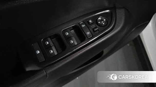 Hyundai Venue id 4937402 из Кореи 26