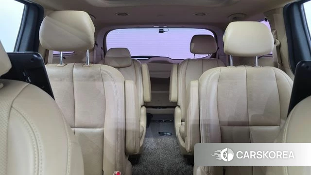 Kia The New Carnival id 4651858 из Кореи 26