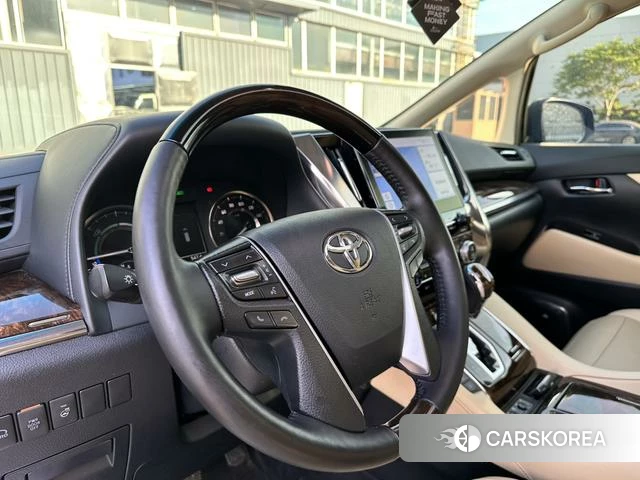 Toyota Elfa id 4272871 из Китая 26