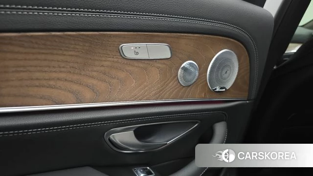Mercedes-Benz E-Class W213 id 4232149 из Кореи 26