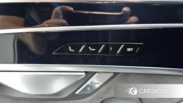 Audi A8 (D5) id 4593533 из Кореи 26
