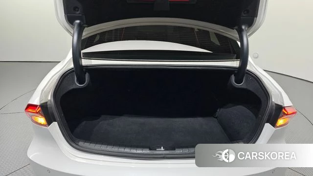 Hyundai The New Grandeur IG Hybrid id 4726161 из Кореи 26