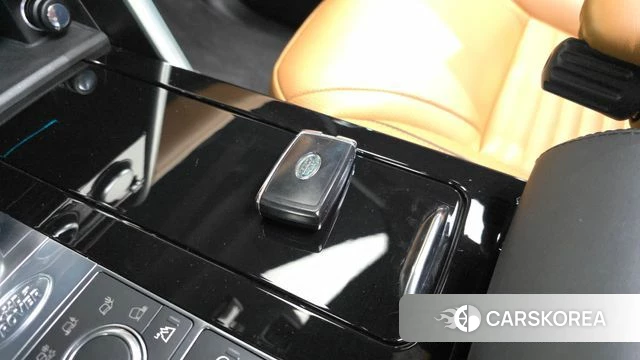 Land Rover Discovery 5 id 4331573 из Кореи 26