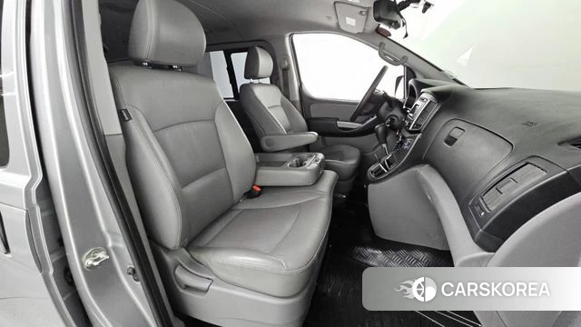 Hyundai The New Grand Starex id 4295249 из Кореи 26
