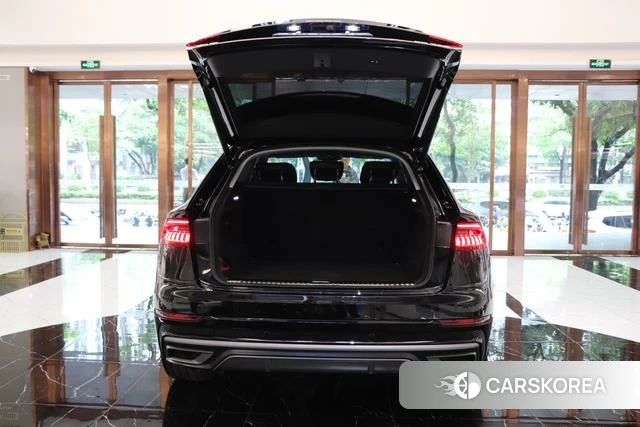 Audi Q8 id 4359340 из Китая 26