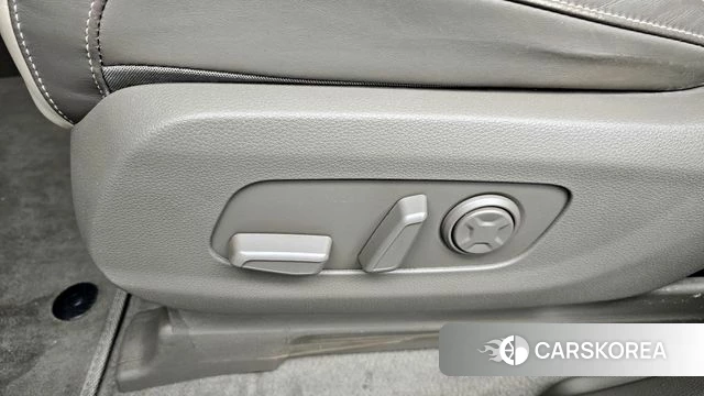 Kia Carnival 4th generation id 4267021 из Кореи 26