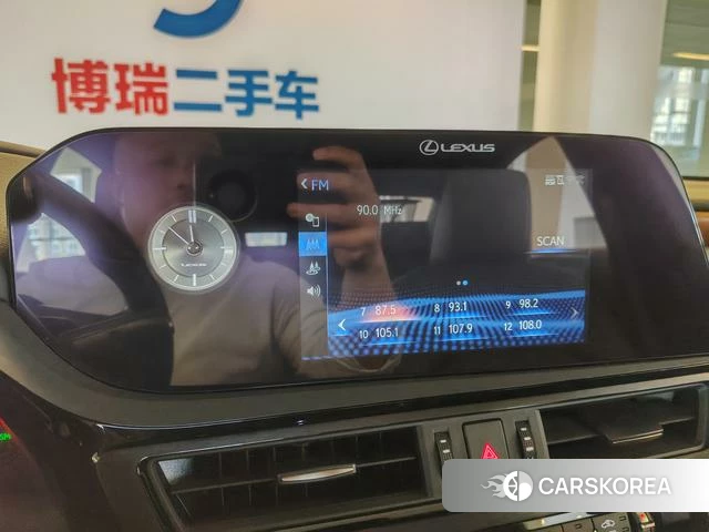 Lexus ES id 4272615 из Китая 26