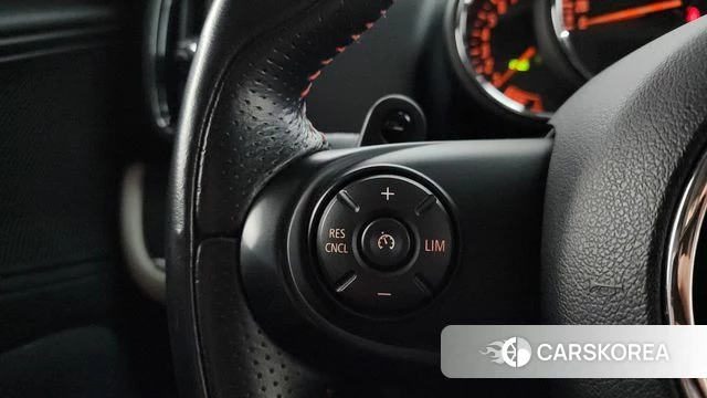 Mini Cooper S Countryman id 4188556 из Кореи 26