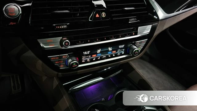 BMW 5 Series (G30) id 4864458 из Кореи 26