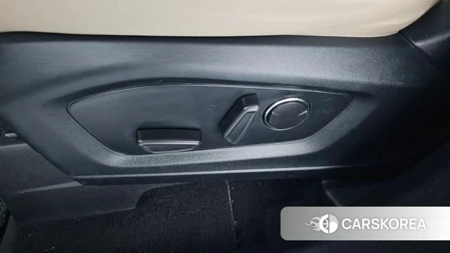 Ford Explorer 6th Generation id 4446754 из Кореи 26