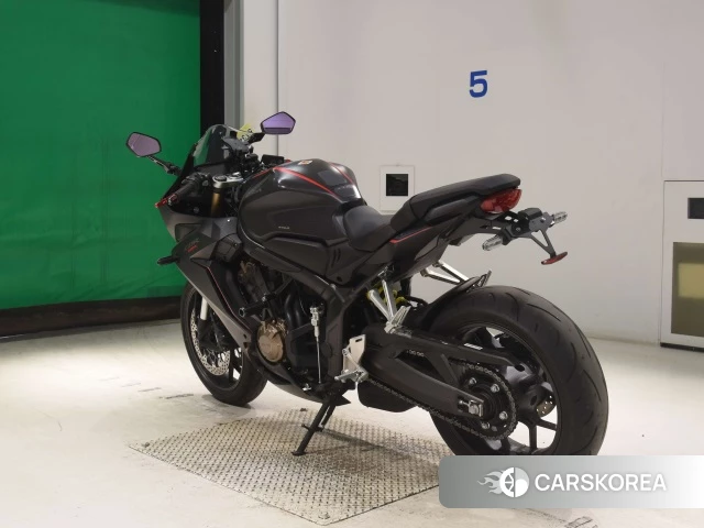 Проданный Honda CBR650R id 4252948 из Японии, фото 26