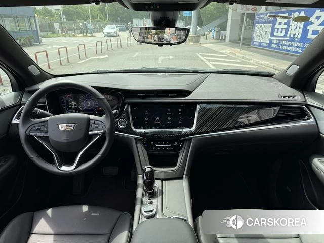 Cadillac XT6 id 3920810 из Китая 26