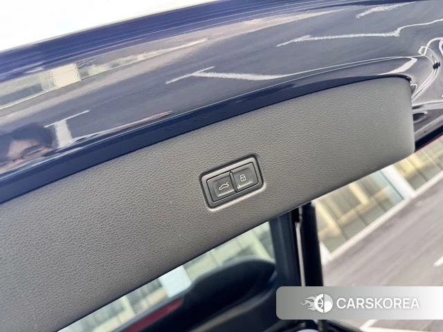Audi Q5L Sportback id 4219299 из Китая 26