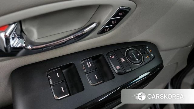 Kia The New Carnival id 4459122 из Кореи 26