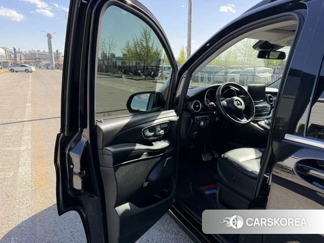 Mercedes-Benz V-class id 4208310 из Китая 26