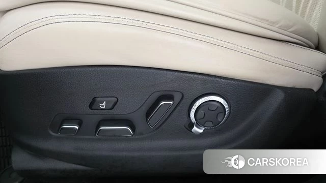 Genesis GV70 id 4488552 из Кореи 26