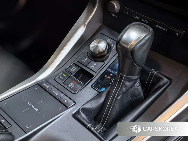 Lexus NX id 4221254 из Китая 26