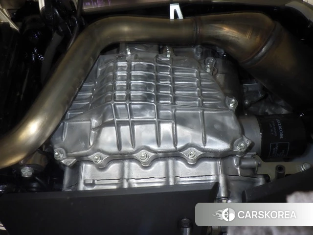 Honda X-ADV 750 id 3950106 из Японии 27