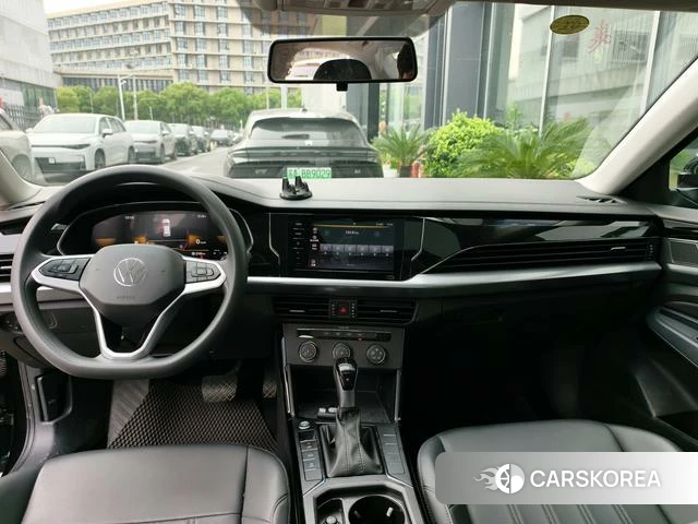 Volkswagen Passat id 4314306 из Китая 27