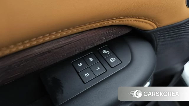Land Rover Discovery 5 id 4574167 из Кореи 27