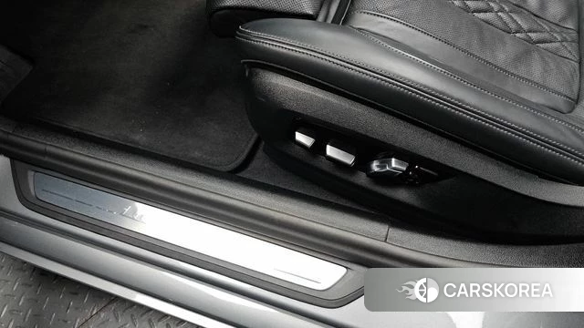 BMW 5 Series (G30) id 4739859 из Кореи 27