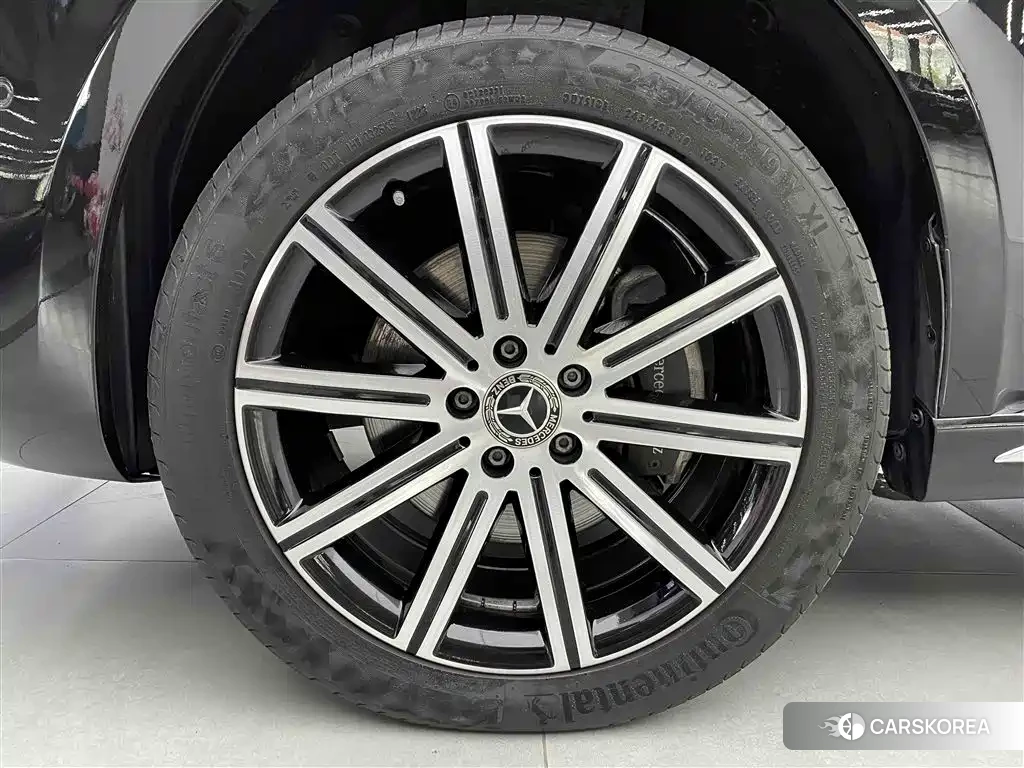 Mercedes-Benz V-Class id 4606866 из Китая 27