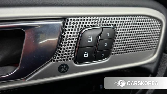 Ford Explorer 6th Generation id 4651873 из Кореи 27