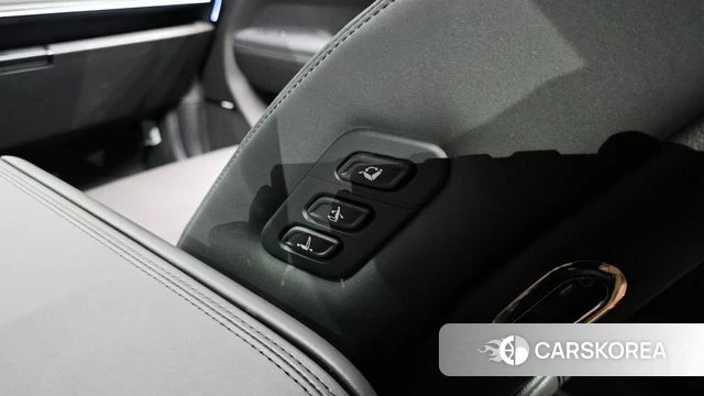 Hyundai Santa Fe (MX5) id 4607753 из Кореи 27