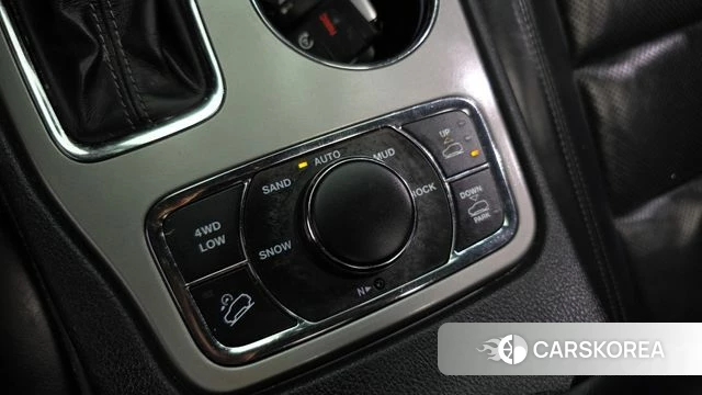 Jeep Grand Cherokee id 4759596 из Кореи 27