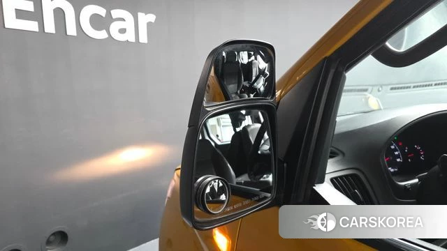 Hyundai The New Grand Starex id 4943353 из Кореи 27