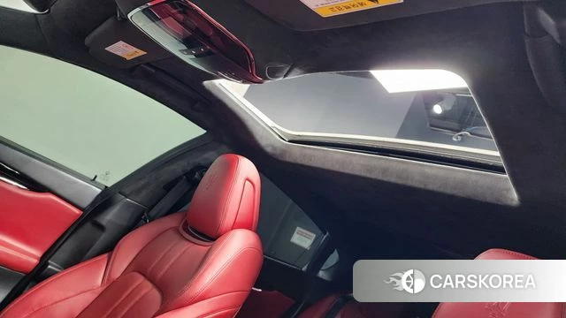 Maserati Quattroporte id 4638341 из Кореи 27