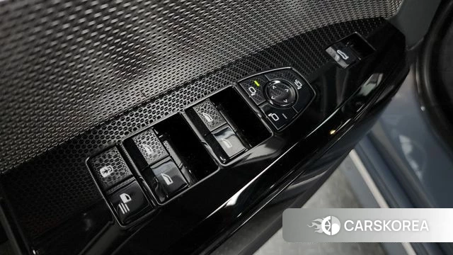 BMW 7 Series (G70) id 4613317 из Кореи 27