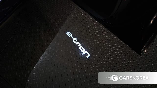 Audi e-Tron id 4726694 из Кореи 27