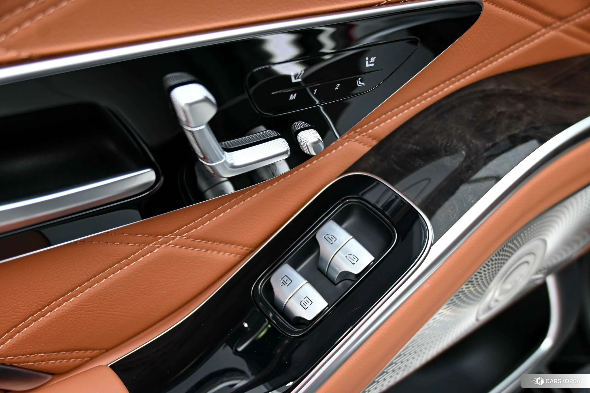 Mercedes-Benz Maybach S-class id 4419285 из Китая 27