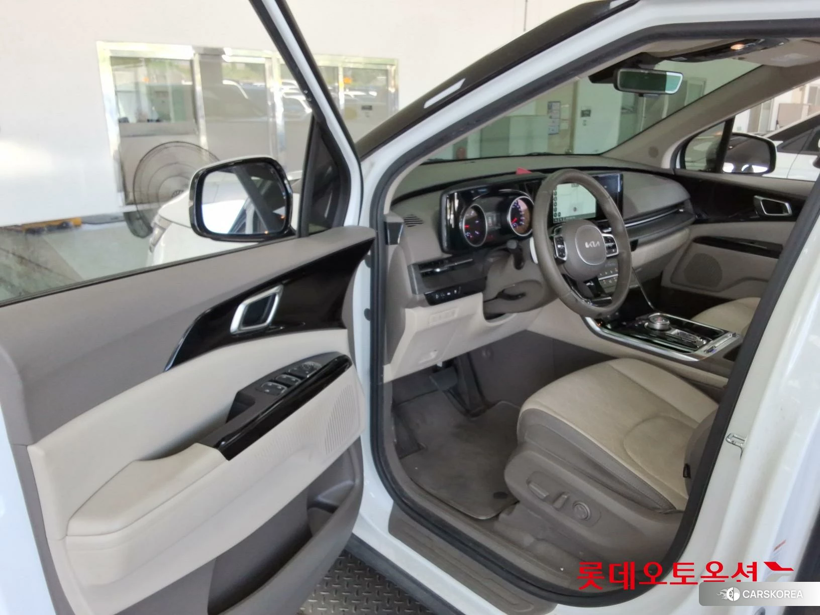 Kia Carnival id 4674159 из Кореи 27