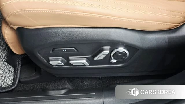 Hyundai Santa Fe (MX5) id 4635015 из Кореи 27