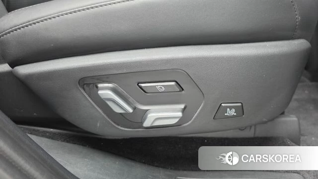 Hyundai Santa Fe (MX5) id 4715582 из Кореи 27
