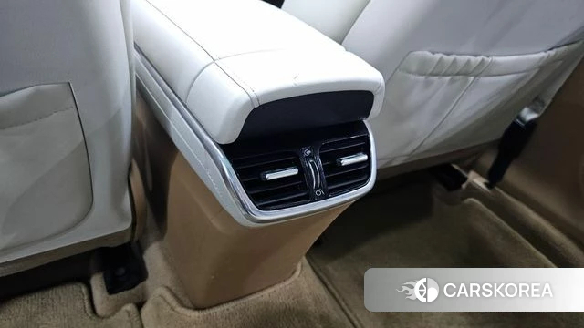 Hyundai The New Grandeur IG id 4350855 из Кореи 27