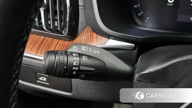 Volvo XC60 second Generation id 4488593 из Кореи 27