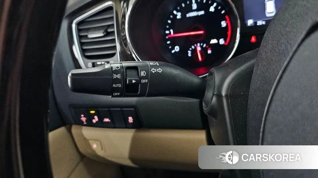 Kia The New Carnival id 4397880 из Кореи 27