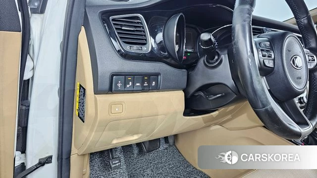 Kia All New Carnival id 4662996 из Кореи 27