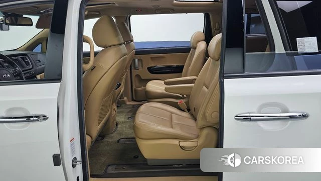 Kia All New Carnival id 4531143 из Кореи 27