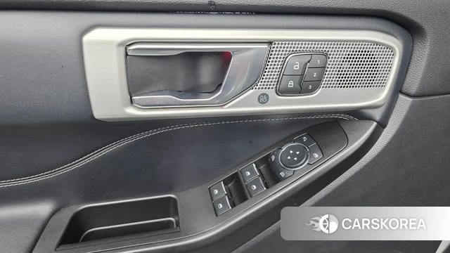 Ford Explorer 6th Generation id 4609954 из Кореи 27