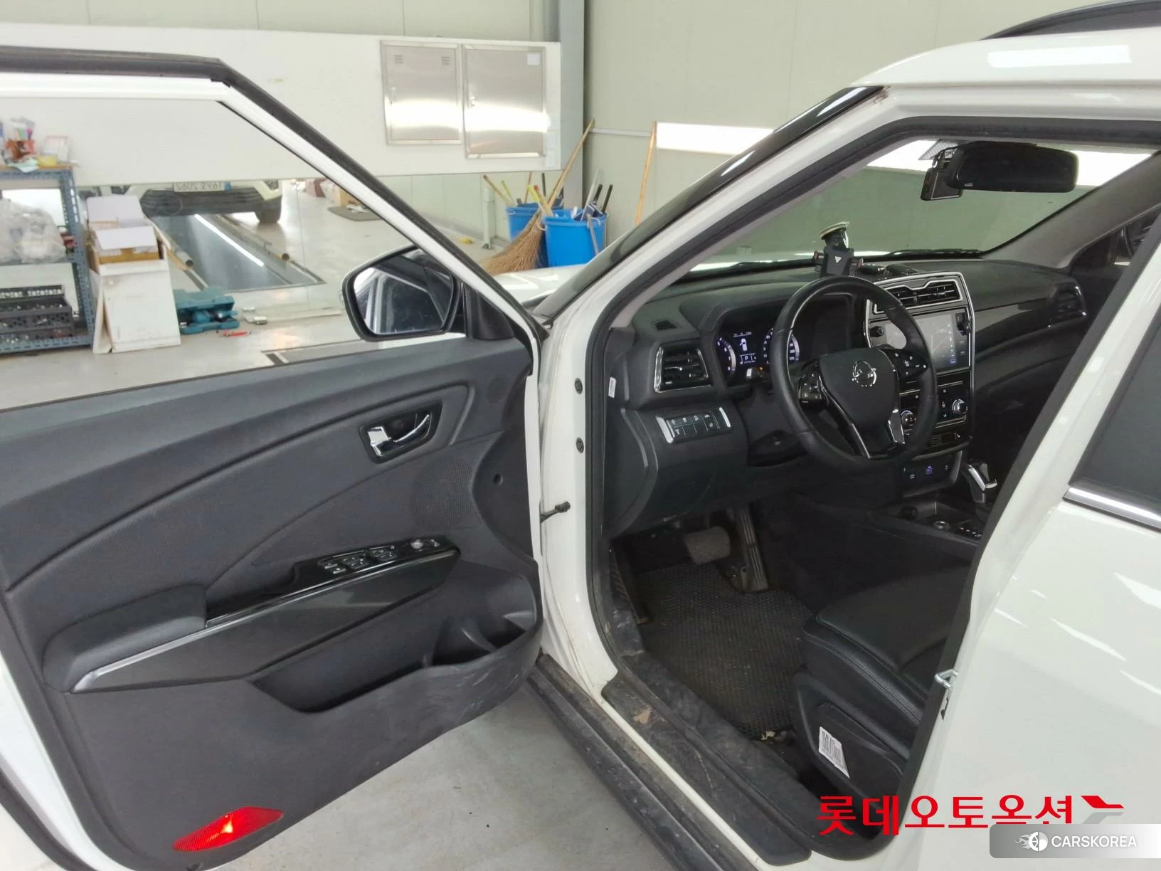 SsangYong Tivoli id 3875670 из Кореи 27