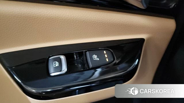 Kia Carnival 4th generation id 4382928 из Кореи 27